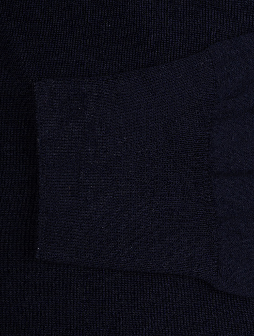 Turtle Neck Knitwear Navy - Image 5