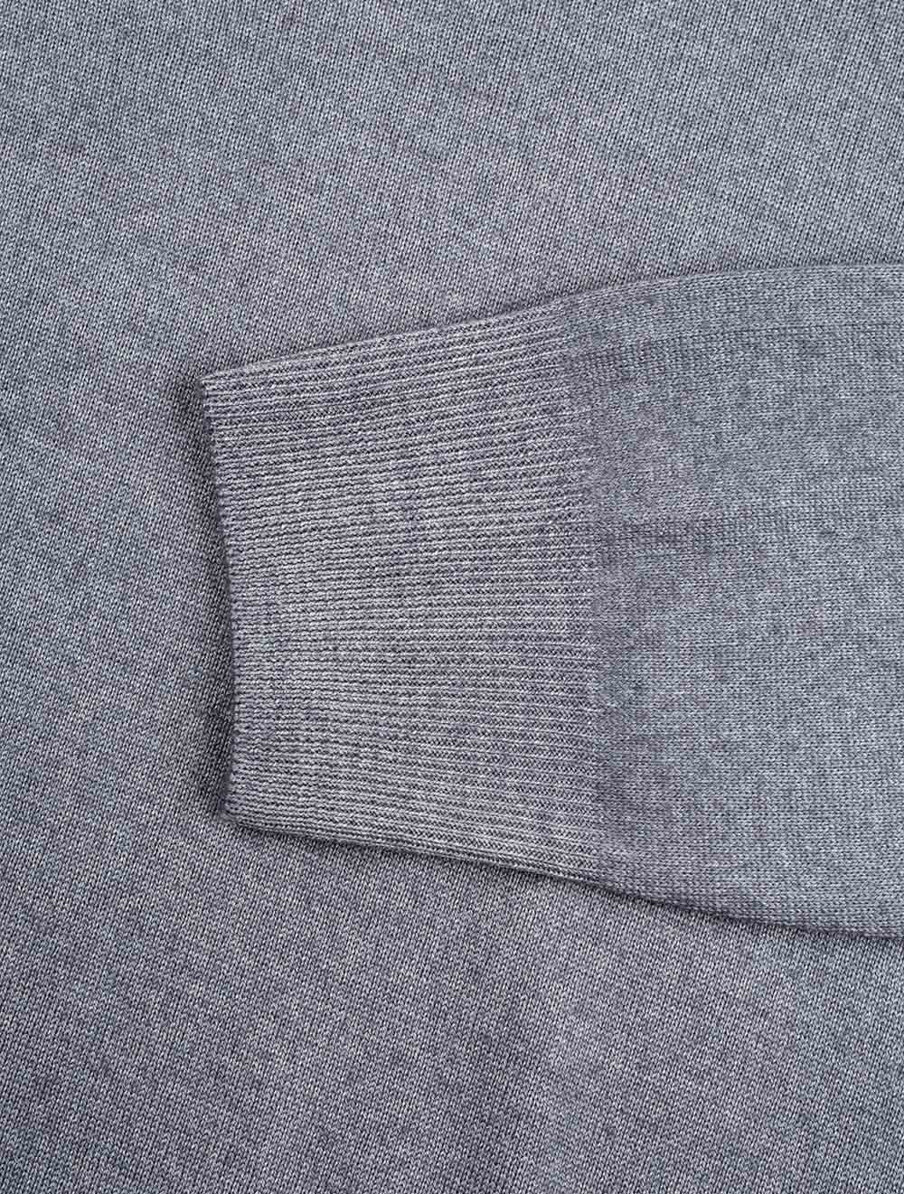 V-Neck Pullover Grey - Image 3