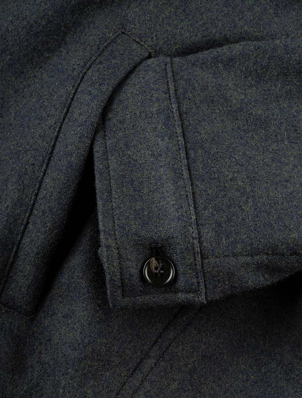 Classic Overshirt Green - Image 6