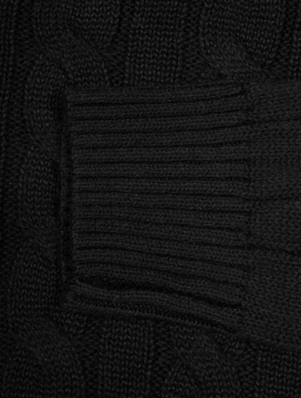 Cable Crew Neck Pullover Black - Image 6