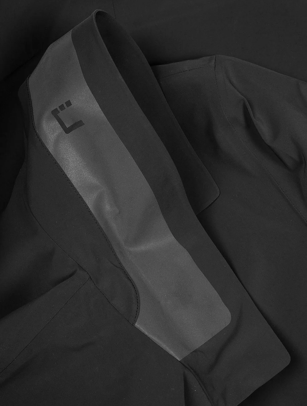 Regulator™ Coat Black - Image 7